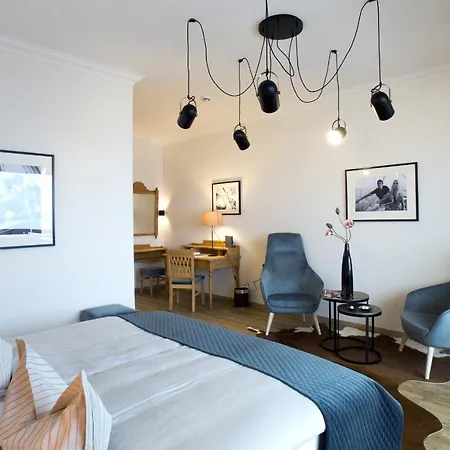 Hotel Post Am 4*
